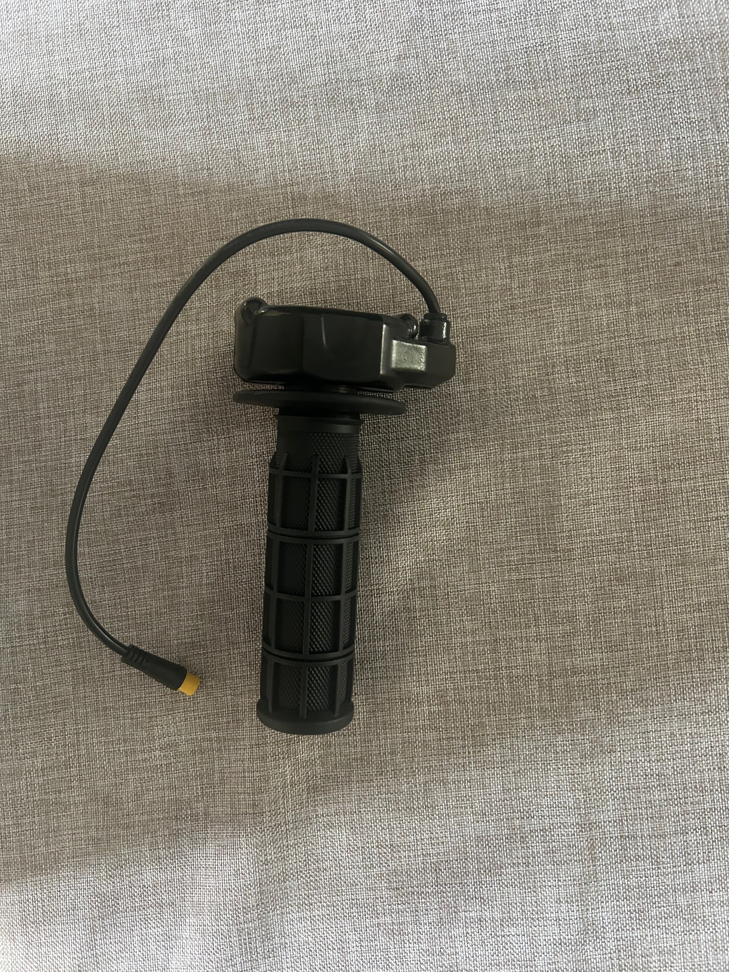 V2 Plug And Play Surron Throttle for macfox/ridstar/super73